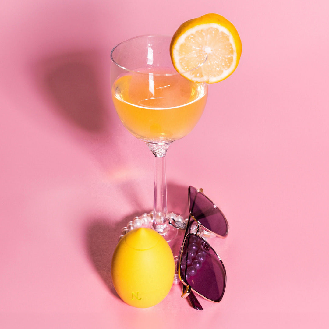 Lem Lemon Clitoral Vibrator — charging cable